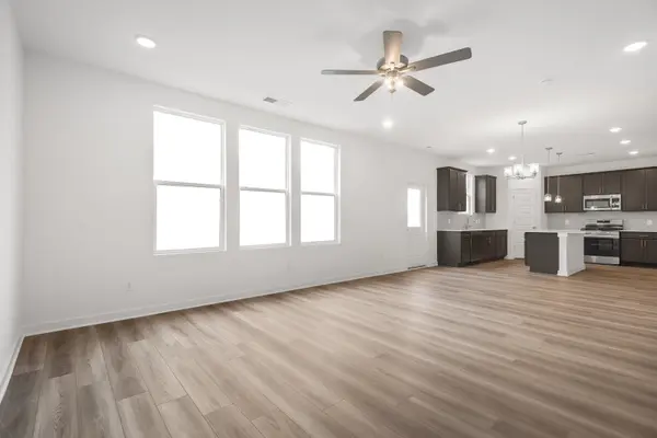1972 Boger Drive, White House, TN 37188