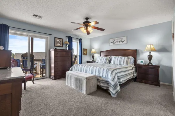 67 Port DR ##4, Kimberling City, MO 65686