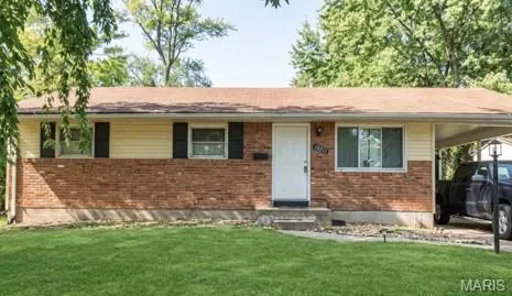 10211 Valley DR, St Louis, MO 63137
