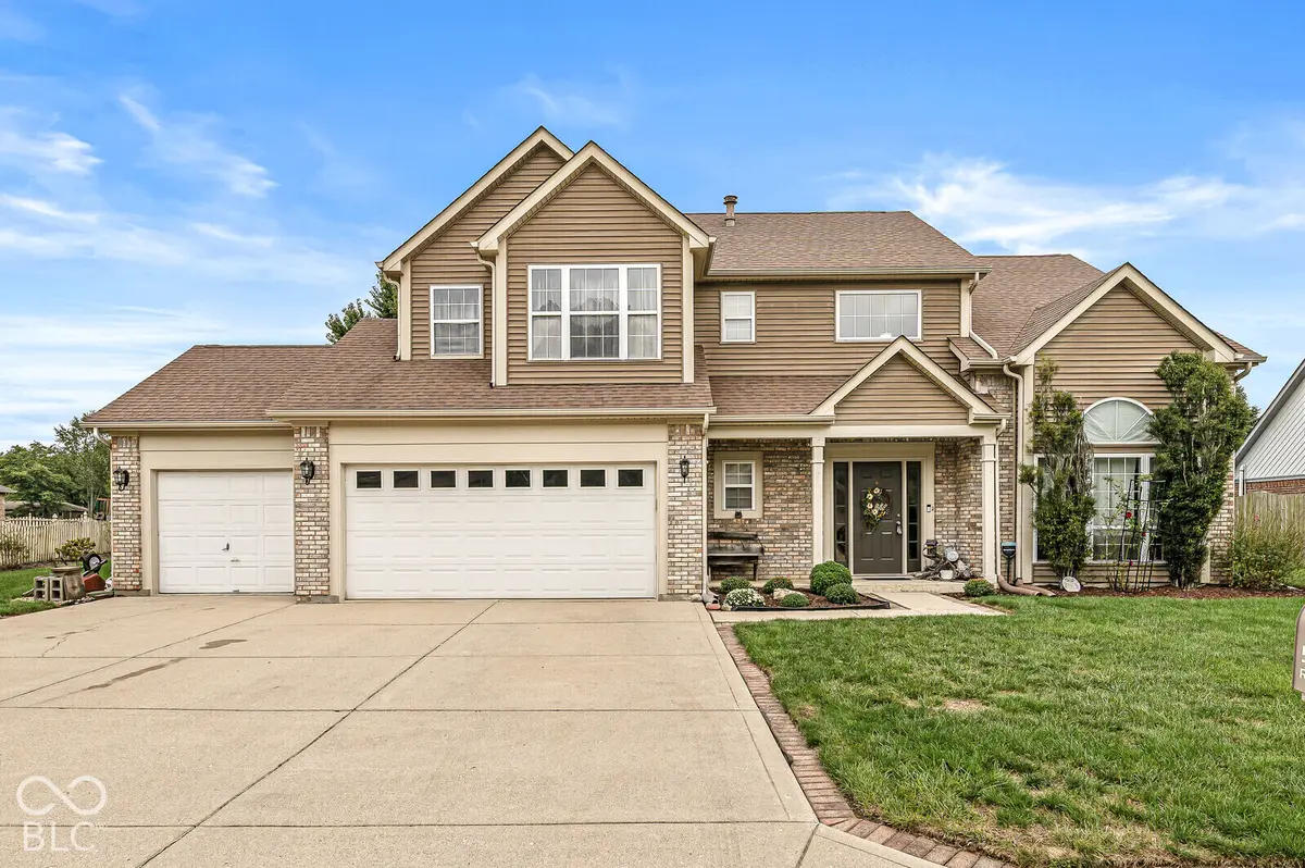 5518 Royal Troon WAY, Avon, IN 46123