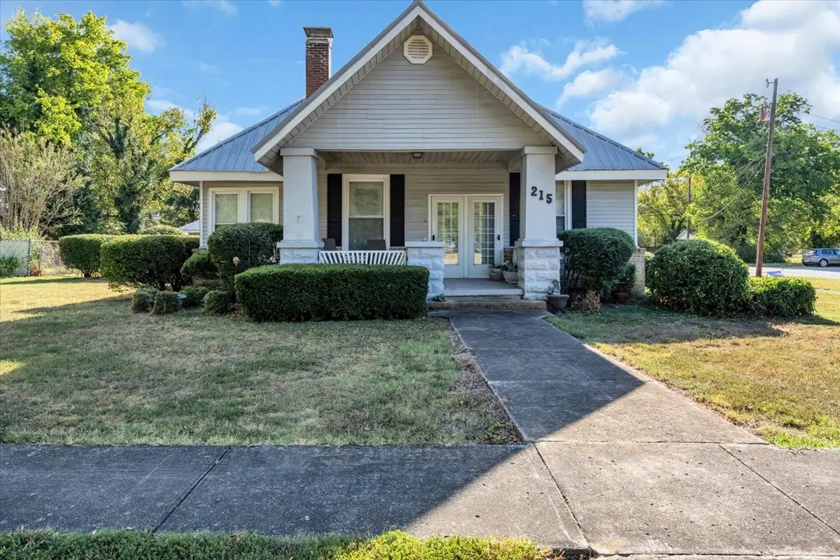 215 N Polk St, Tullahoma, TN 37388
