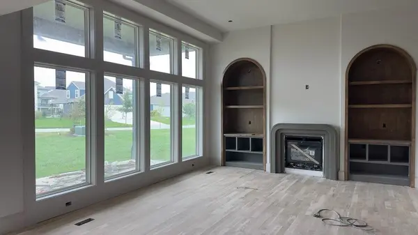 17404 Parkhill ST, Overland Park, KS 66221