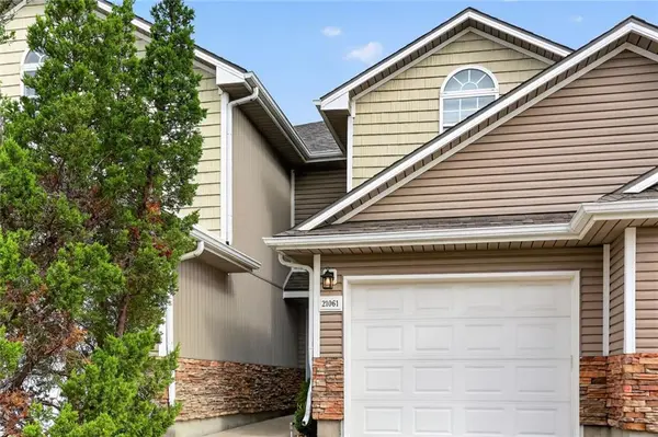 21061 Millridge ST, Spring Hill, KS 66083