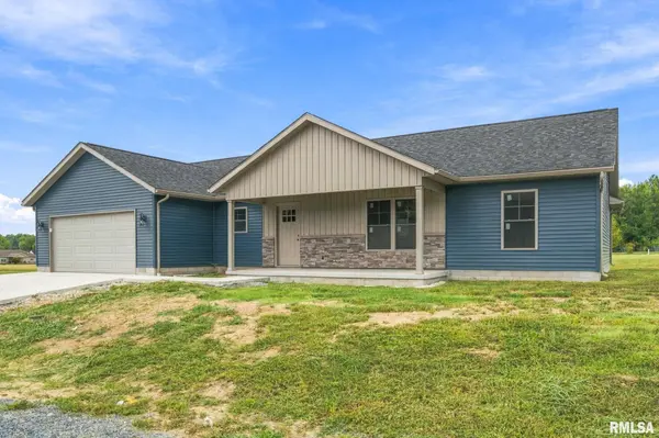 658 COPPER CREEK LN, Herrin, IL 62948