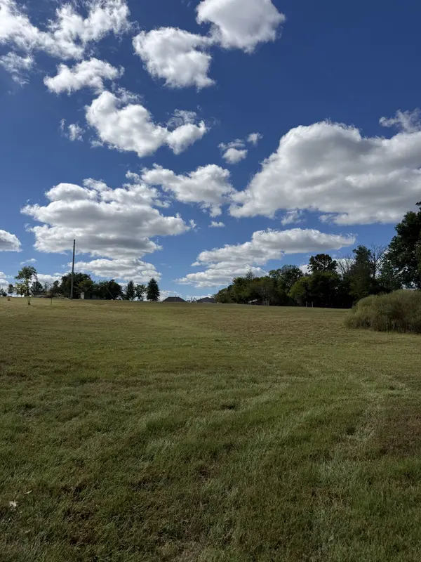 0 Bass Rd, Bethpage, TN 37022