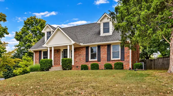 1245 Cloverdale Dr, Clarksville, TN 37040