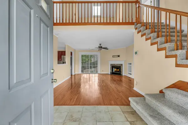 1245 Cloverdale Dr, Clarksville, TN 37040