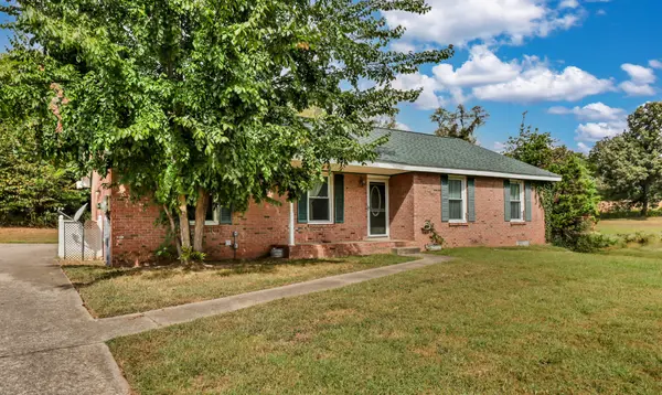 3434 Melrose Dr, Clarksville, TN 37042