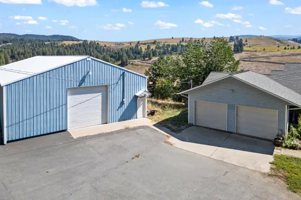 1497A Pritchard Rd, Evans, WA 99126