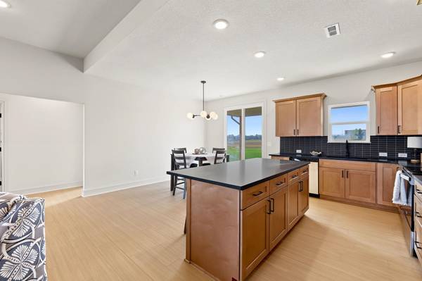866 N Main, Goddard, KS 67052