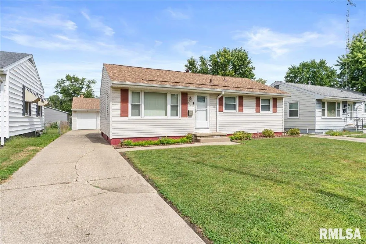 3041 Trinity AVE, Springfield, IL 62702