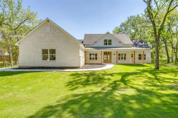 6705 Westover Drive, Granbury, TX 76049
