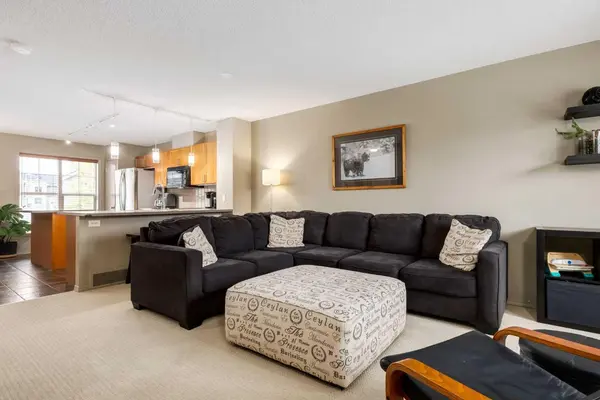 778 Tuscany DR NW, Calgary, AB T3L 3C4