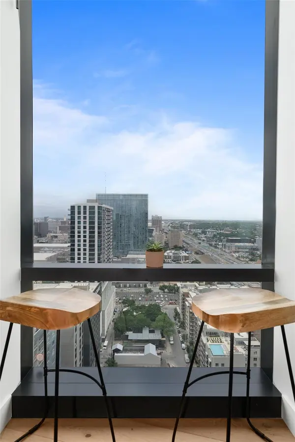 70 Rainey ST #2806, Austin, TX 78701