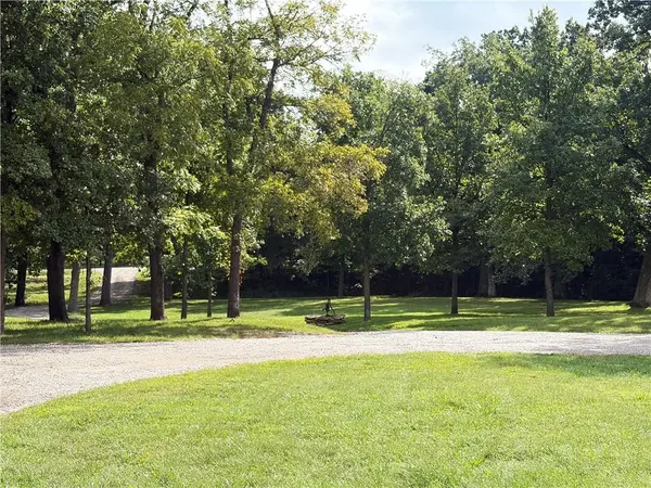 34508 Jingo RD, Paola, KS 66071