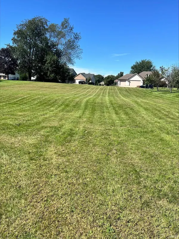 Crocus CT, Plymouth, IN 46563
