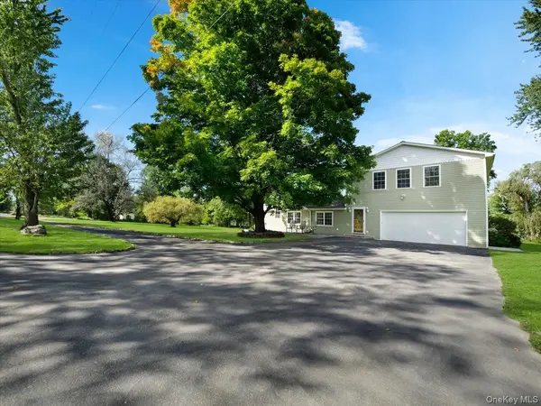 8 Acorn DR, Montgomery, NY 12586