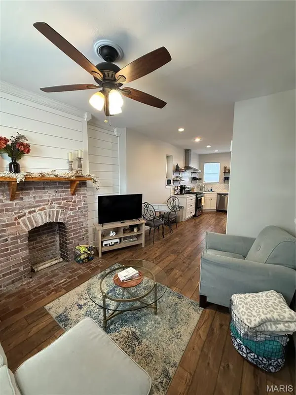 5457 Itaska ST, St Louis, MO 63109