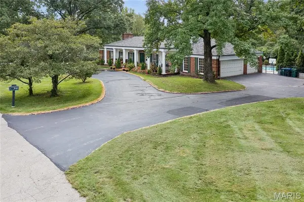 3 Westwood Country CLB, St Louis, MO 63131