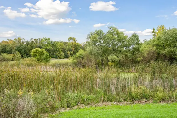 212 Century LN, Silver Lake, MN 55381
