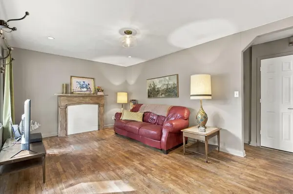 292 Lakeside Drive, Forsyth, MO 65653