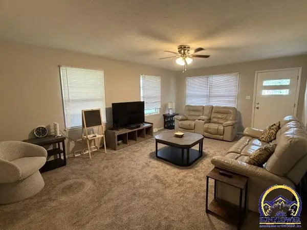 715 Market ST, Osage City, KS 66523