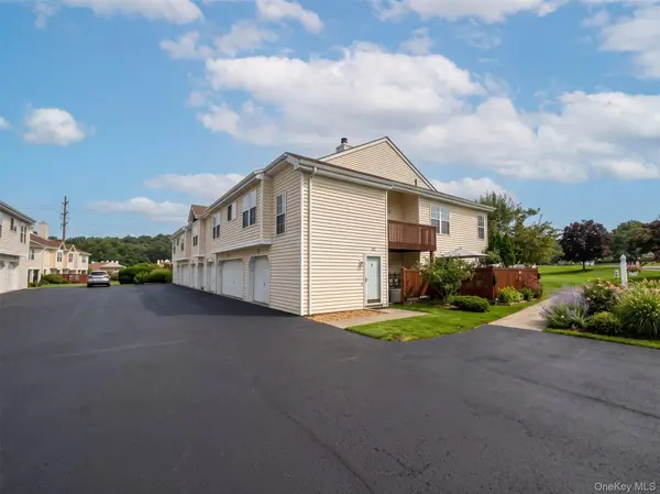3706 Whispering HLS, Chester, NY 10918