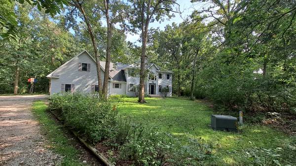 2558 N 2950th RD, Marseilles, IL 61341