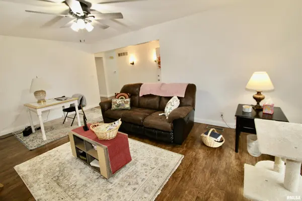 1103 WESTMINSTER DR, Washington, IL 61571