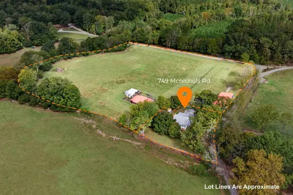 749 McNichols Rd, Cadiz, KY 42211