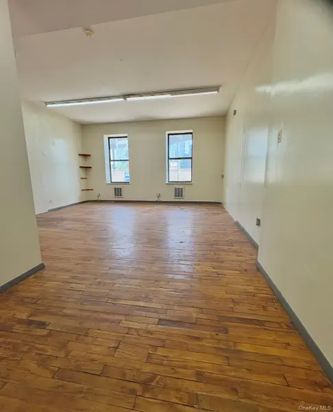 2525 Borden AVE #216, Long Island City, NY 11101