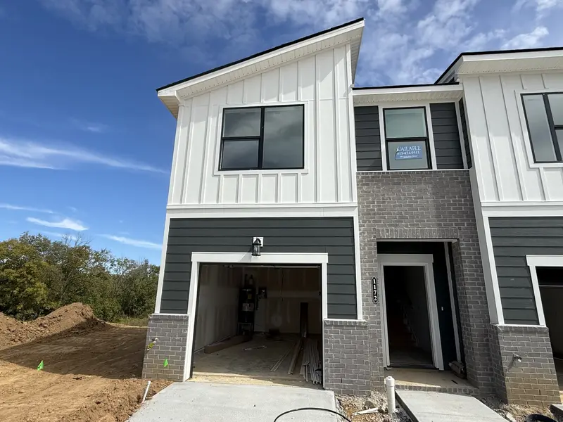 1172 Old Creek Bend, Gallatin, TN 37066