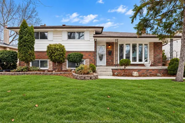 1116 SUMACH Crescent, Windsor, ON N8S 2S4
