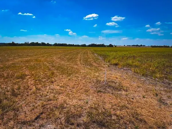 CR 3061 lot 2 HWY, Thorndale, TX 76577