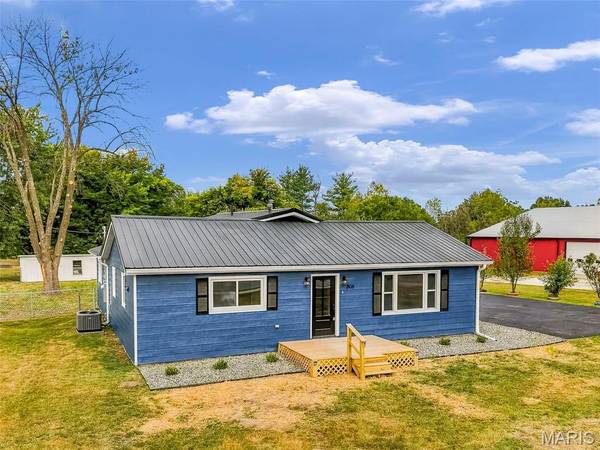 806 S Court ST, Bowling Green, MO 63334