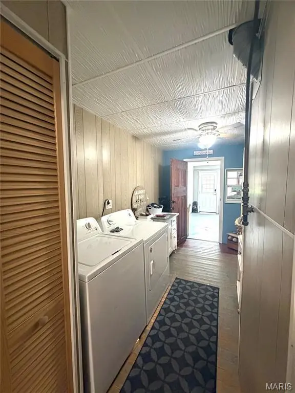 208 E First ST, Farmington, MO 63640
