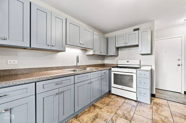 4850 S Lake Park AVE #308B, Chicago, IL 60615