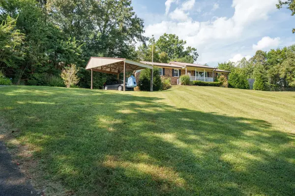 665 Julia Dr, Cookeville, TN 38506
