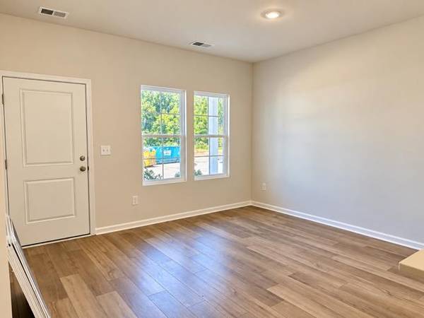 12192 Lansbury DR, Inman, SC 29349