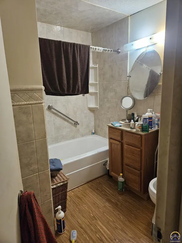 2512 SE Pennsylvania AVE, Topeka, KS 66605