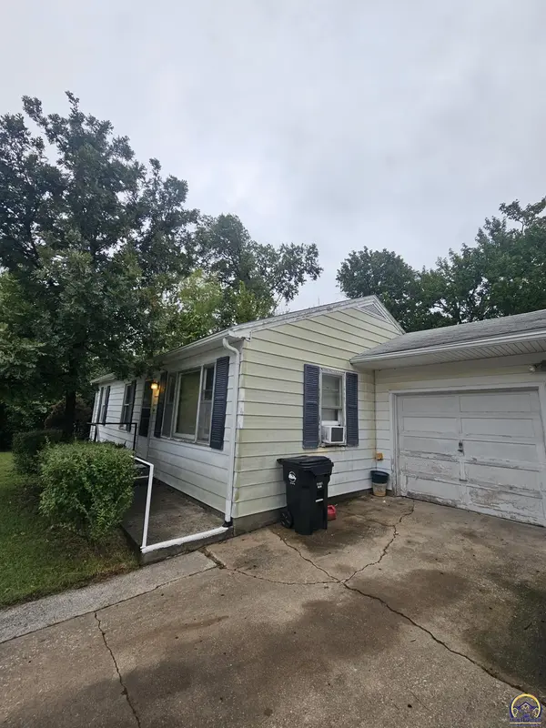 2512 SE Pennsylvania AVE, Topeka, KS 66605