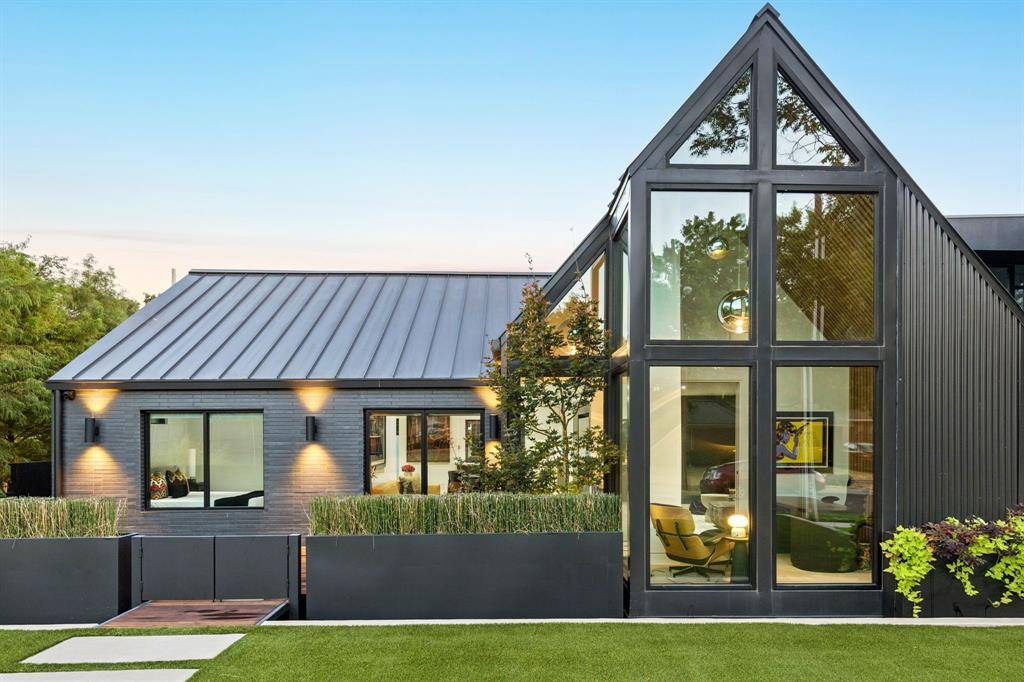 4442 Bonham Street, Dallas, TX 75229
