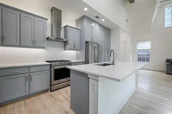 5067 Gaston Avenue, Dallas, TX 75214