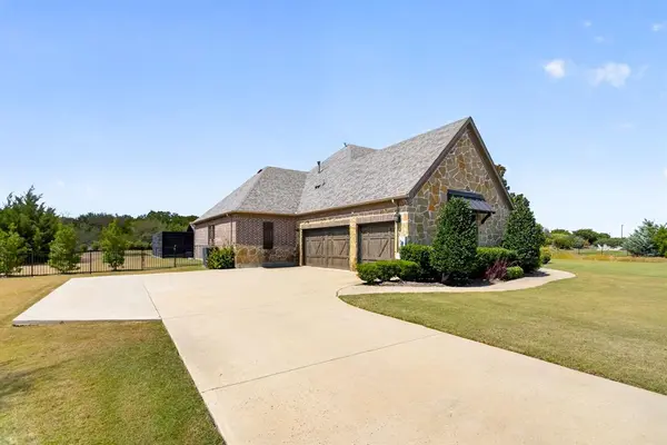 2595 Hendrix Avenue W, Lucas, TX 75002
