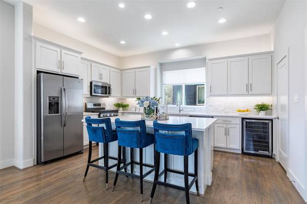 4914 Live Oak Street #10, Dallas, TX 75206