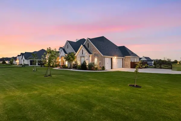 3424 Stardust Lane, Northlake, TX 76226