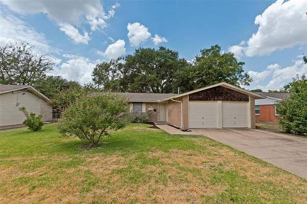 12123 Sunland Street, Dallas, TX 75218