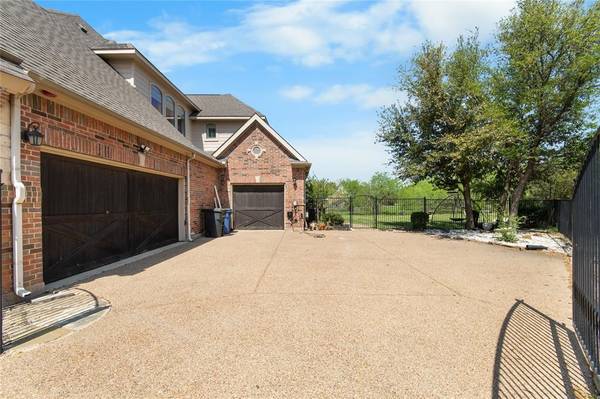 2109 Boulder Court, Southlake, TX 76092