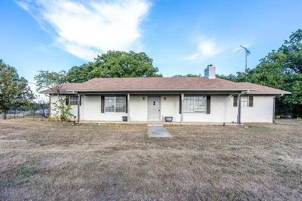 186 County Road 150, Gainesville, TX 76240