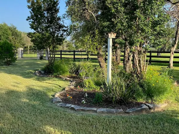 4536 County Road 132, Stephenville, TX 76401